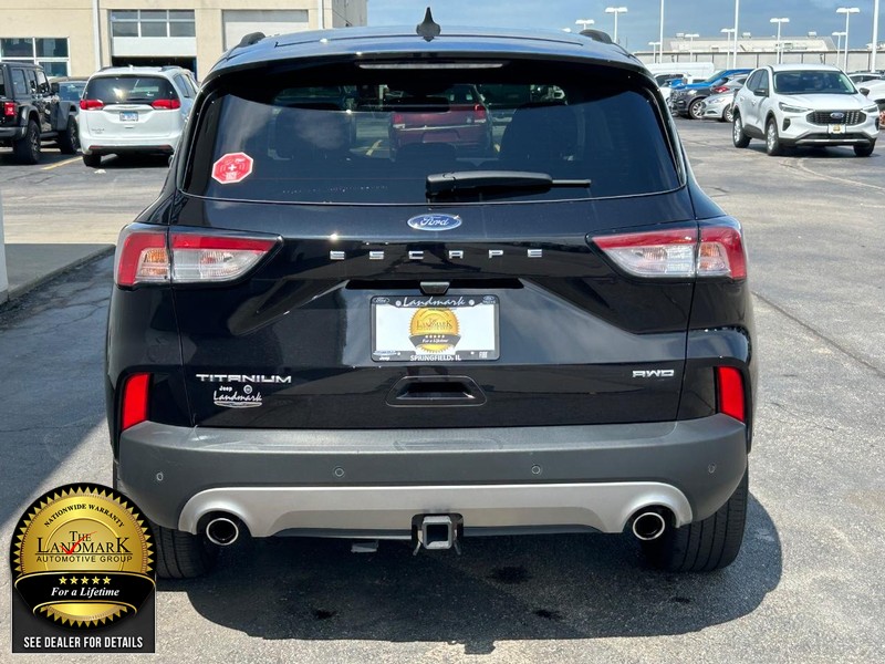 Ford Escape Vehicle Full-screen Gallery Image 7