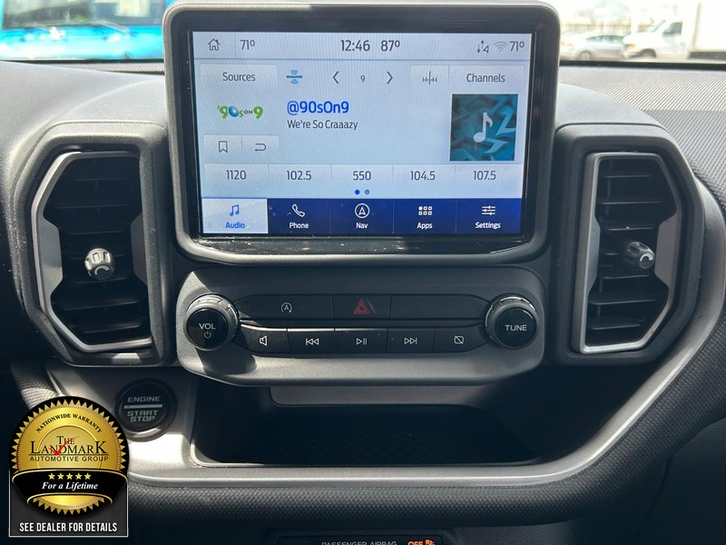 Ford Bronco Sport Vehicle Full-screen Gallery Image 18