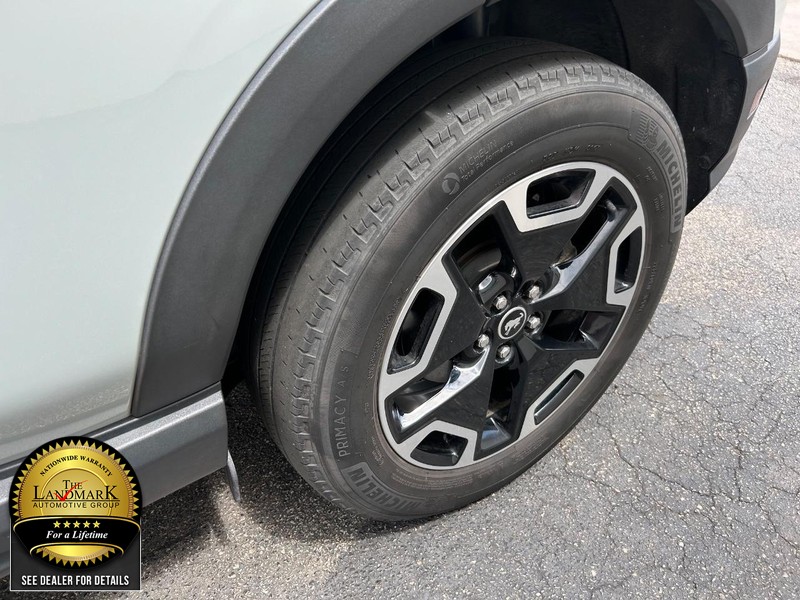 Ford Bronco Sport Vehicle Full-screen Gallery Image 20