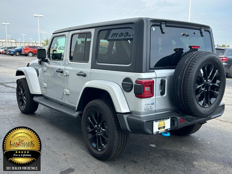 Jeep Wrangler 4xe Vehicle Full-screen Gallery Image 6