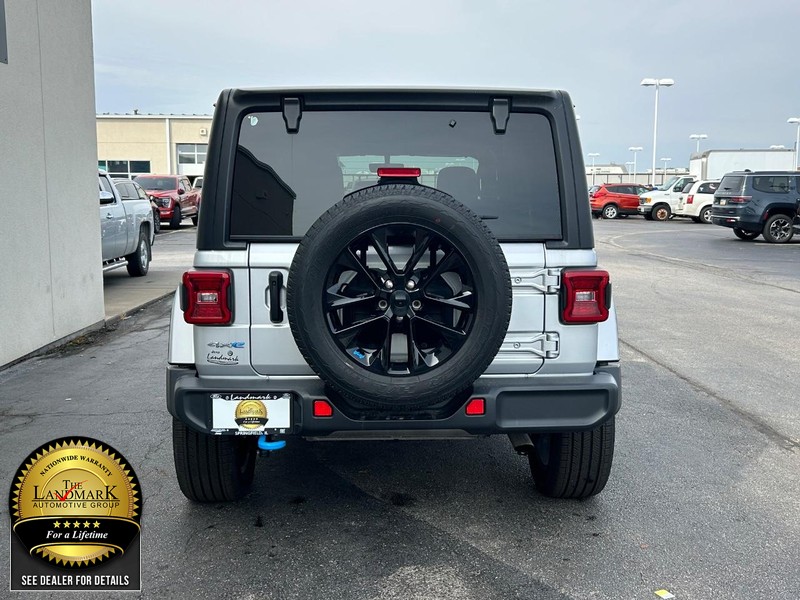 Jeep Wrangler 4xe Vehicle Full-screen Gallery Image 7