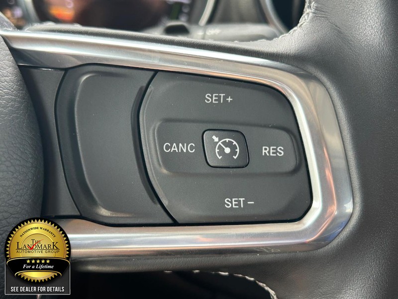 Jeep Wrangler 4xe Vehicle Full-screen Gallery Image 11
