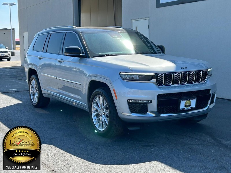 Jeep Grand Cherokee L Vehicle Full-screen Gallery Image 2