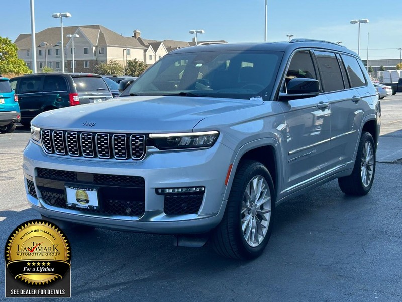 Jeep Grand Cherokee L Vehicle Full-screen Gallery Image 5