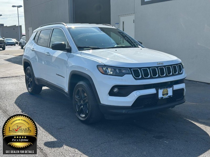 Jeep Compass Vehicle Full-screen Gallery Image 2