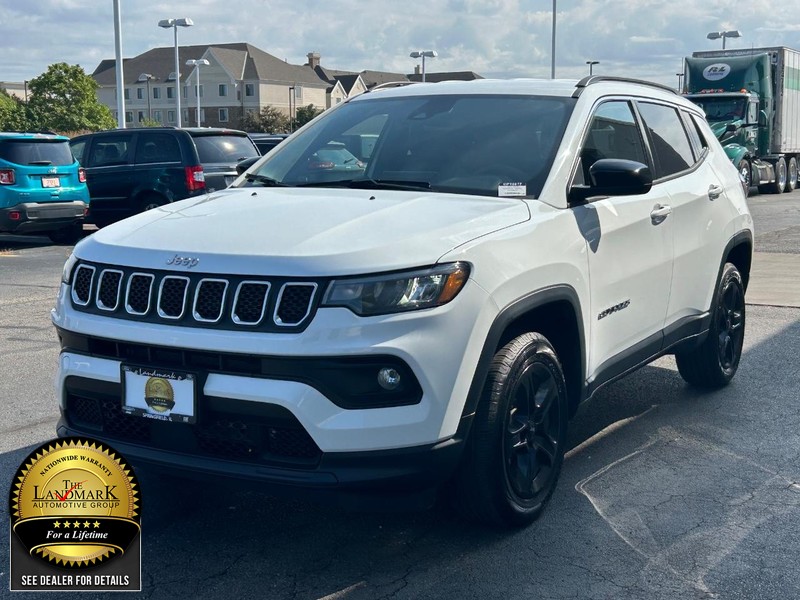 Jeep Compass Vehicle Full-screen Gallery Image 5