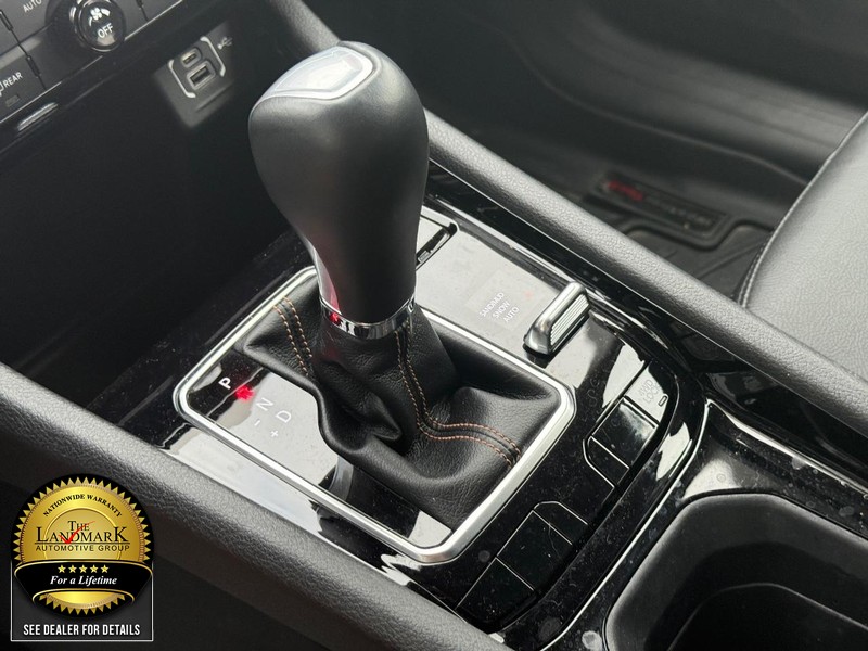 Jeep Compass Vehicle Full-screen Gallery Image 19