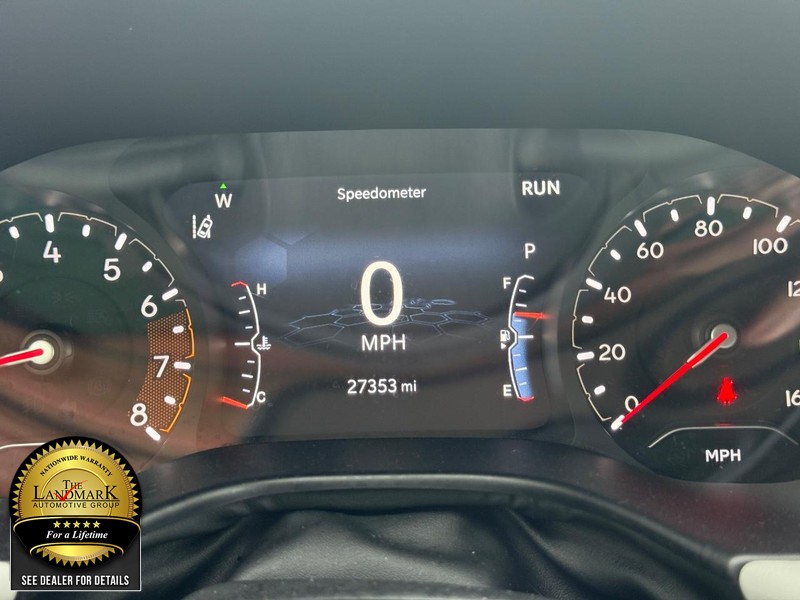 Jeep Compass Vehicle Full-screen Gallery Image 21