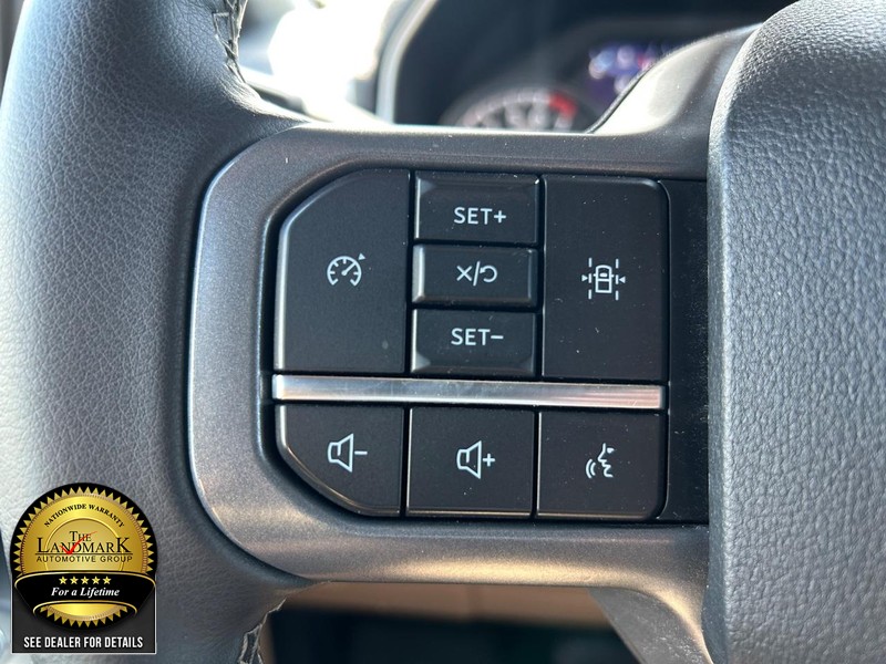 Ford F-150 Vehicle Full-screen Gallery Image 10