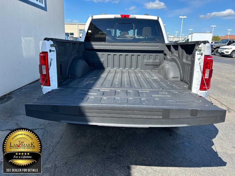 Ford F-150 Vehicle Full-screen Gallery Image 20