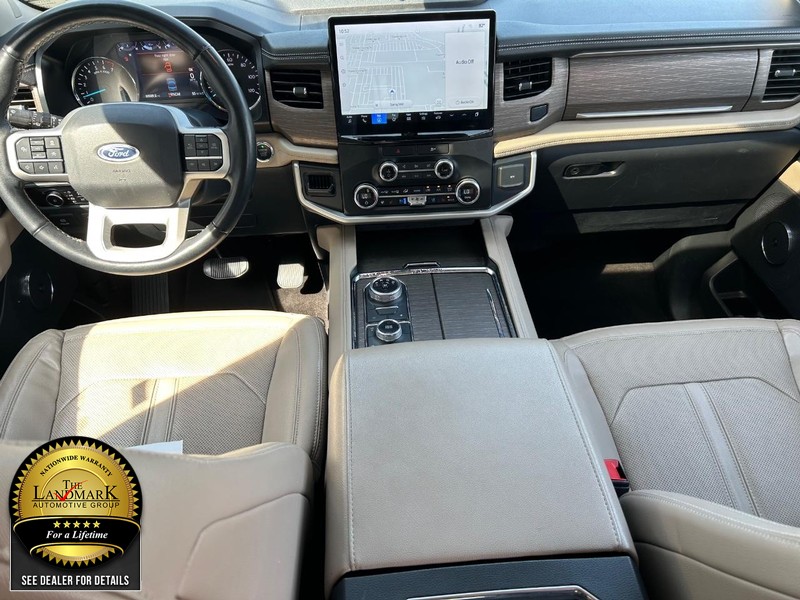 Ford Expedition Vehicle Full-screen Gallery Image 19