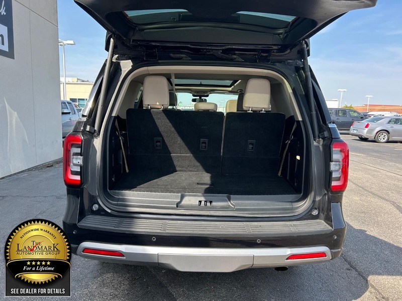 Ford Expedition Vehicle Full-screen Gallery Image 22