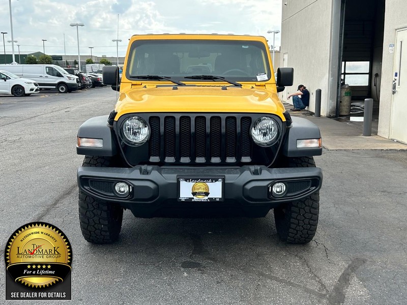 Jeep Wrangler Vehicle Full-screen Gallery Image 4