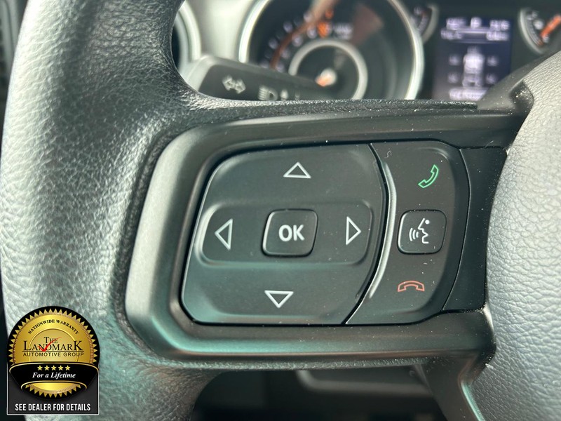 Jeep Wrangler Vehicle Full-screen Gallery Image 10