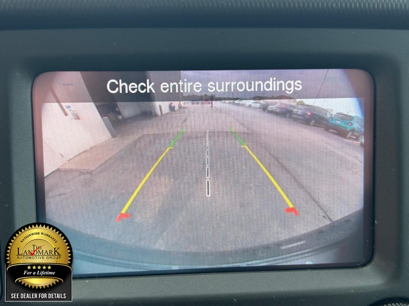 Jeep Wrangler Vehicle Full-screen Gallery Image 13