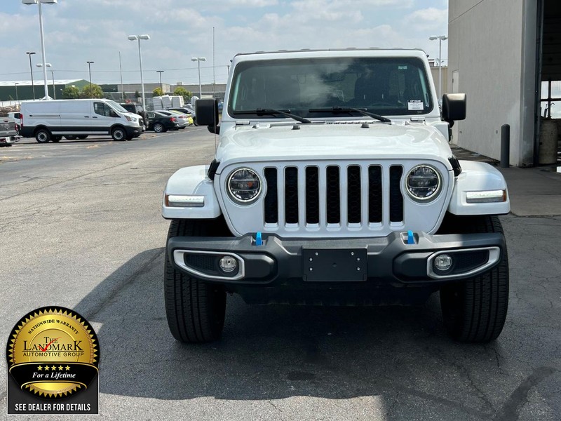 Jeep Wrangler 4xe Vehicle Full-screen Gallery Image 4