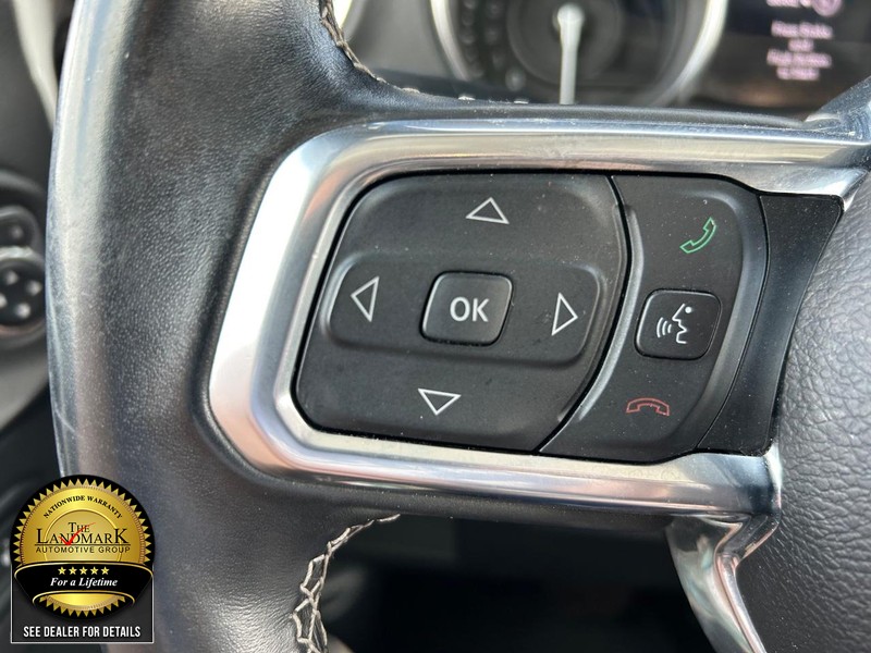 Jeep Wrangler 4xe Vehicle Full-screen Gallery Image 10