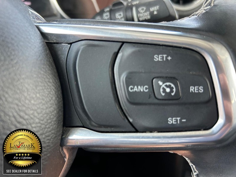 Jeep Wrangler 4xe Vehicle Full-screen Gallery Image 11