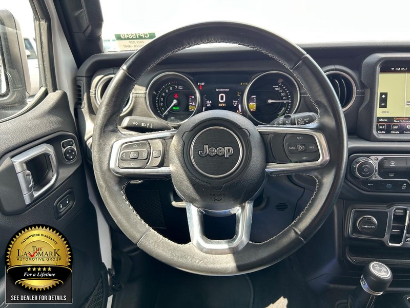 Jeep Wrangler 4xe Vehicle Full-screen Gallery Image 17