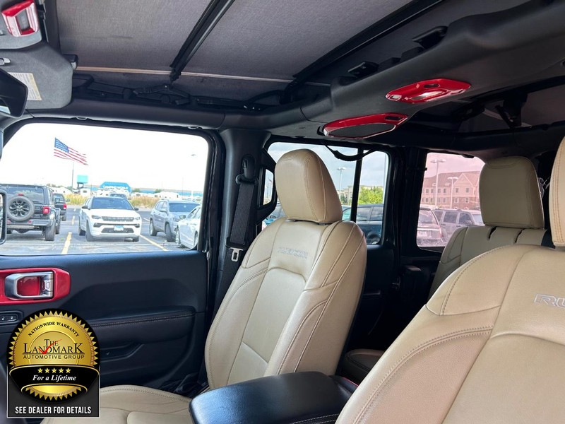 Jeep Wrangler Unlimited Vehicle Full-screen Gallery Image 9