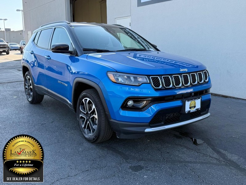 Jeep Compass Vehicle Full-screen Gallery Image 2