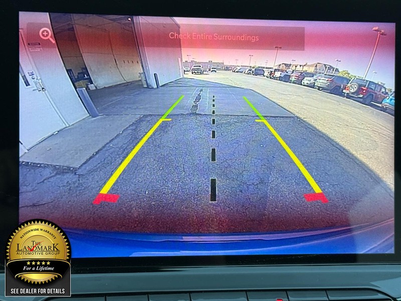 Jeep Compass Vehicle Full-screen Gallery Image 13