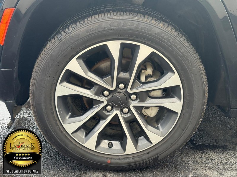 Jeep Grand Cherokee Vehicle Full-screen Gallery Image 7