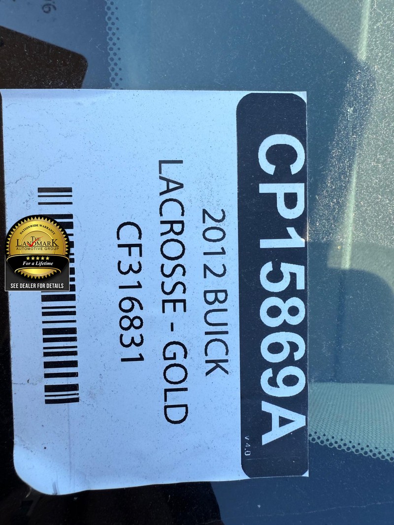 Buick LaCrosse Vehicle Full-screen Gallery Image 5