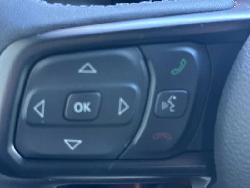 Jeep Wrangler Vehicle Full-screen Gallery Image 12