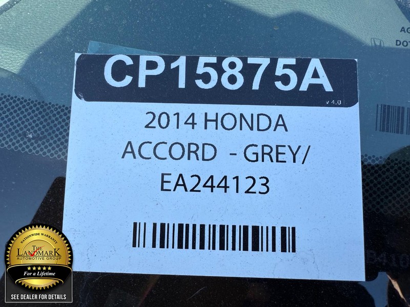 Honda Accord Sedan Vehicle Full-screen Gallery Image 5