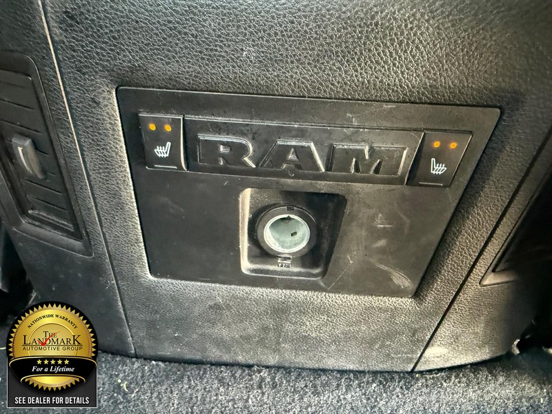 Ram 1500 Vehicle Full-screen Gallery Image 13