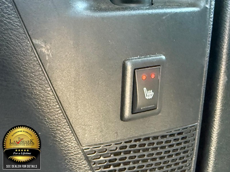 Chrysler Pacifica Vehicle Full-screen Gallery Image 20