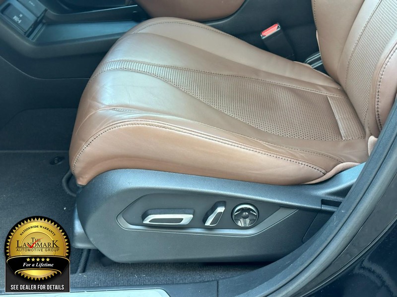 Acura RDX Vehicle Full-screen Gallery Image 20