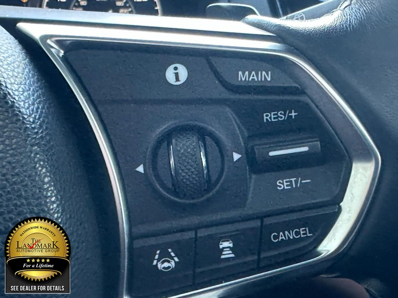 Acura RDX Vehicle Full-screen Gallery Image 22