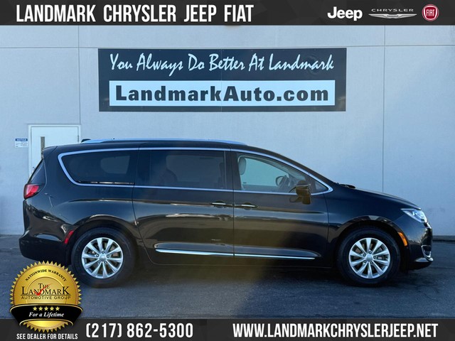 Springfield IL 2018 Chrysler Pacifica more details - chrysler pacifica