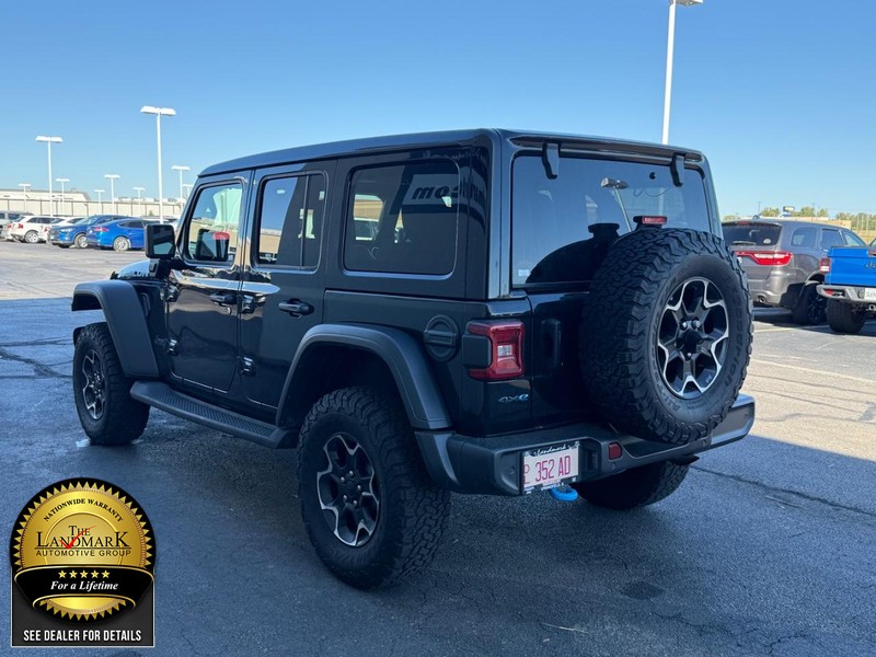 Jeep Wrangler 4xe Vehicle Full-screen Gallery Image 6