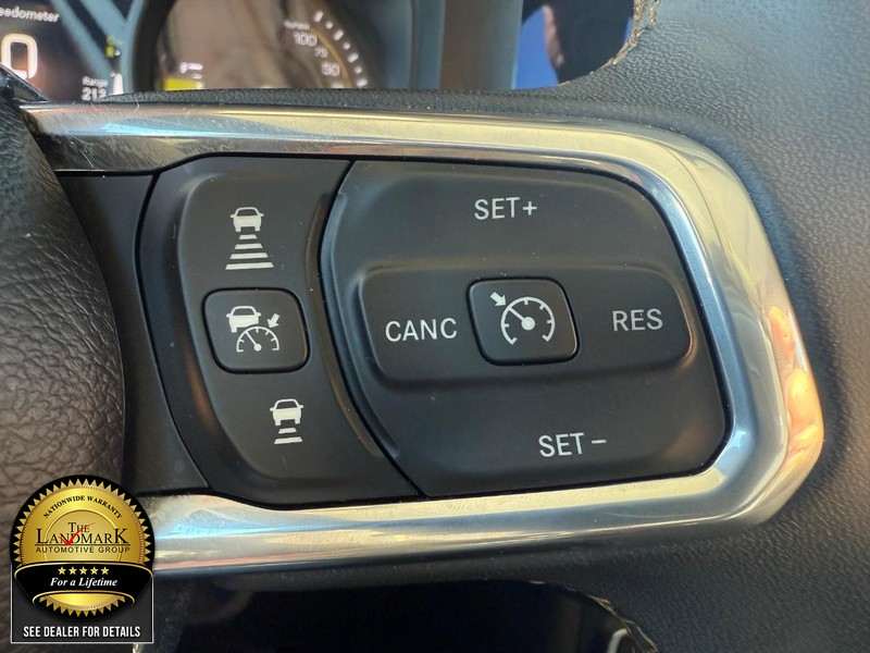 Jeep Wrangler 4xe Vehicle Full-screen Gallery Image 11
