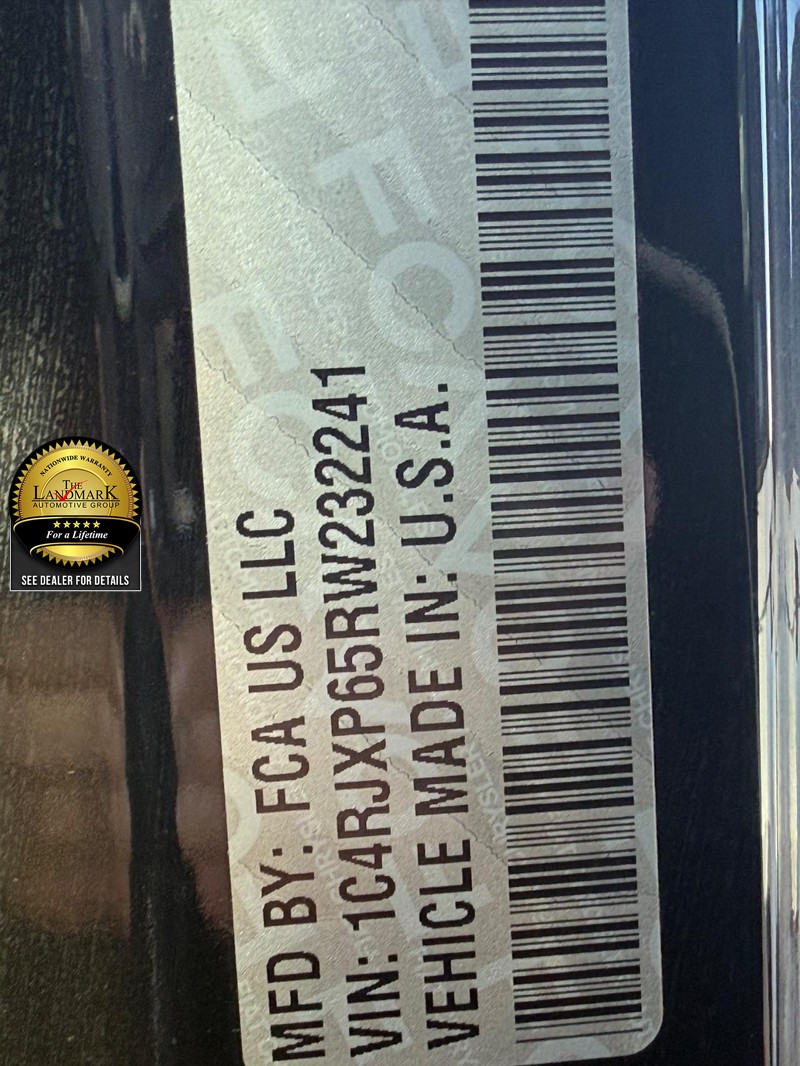 Jeep Wrangler 4xe Vehicle Full-screen Gallery Image 21