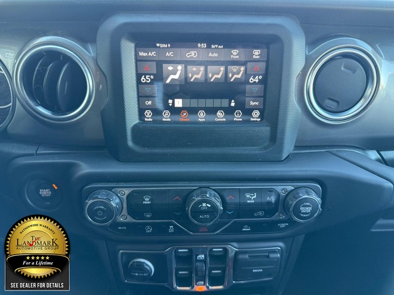 Jeep Wrangler Vehicle Full-screen Gallery Image 17