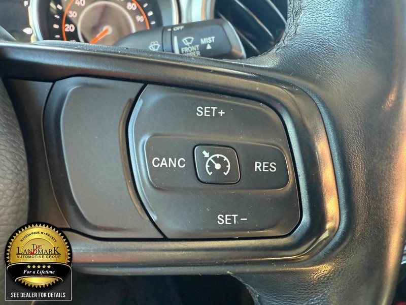 Jeep Gladiator Vehicle Full-screen Gallery Image 11