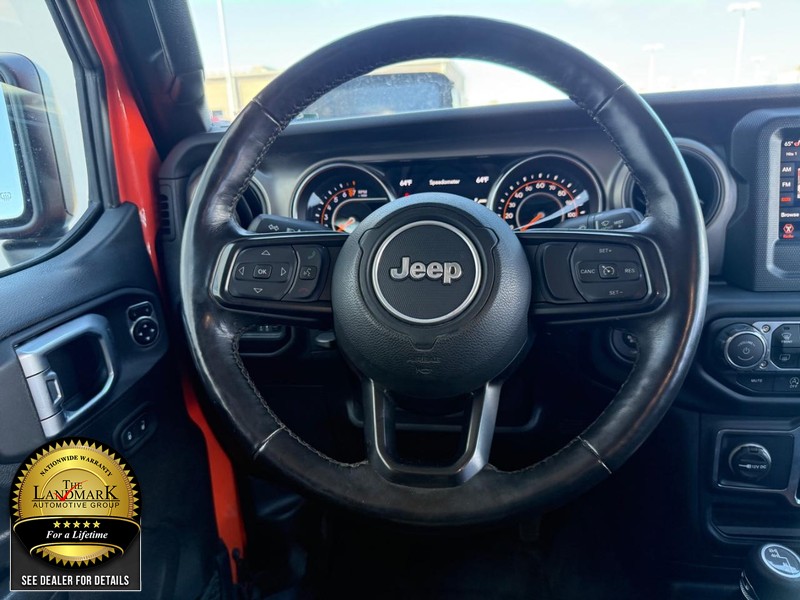 Jeep Gladiator Vehicle Full-screen Gallery Image 17