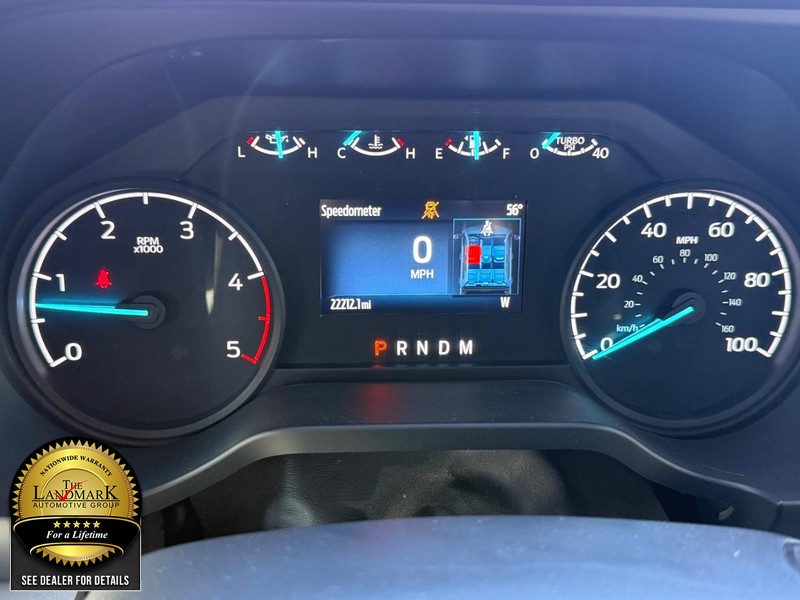 Ford Super Duty F-250 SRW Vehicle Full-screen Gallery Image 11