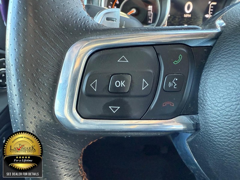 Jeep Wrangler Vehicle Full-screen Gallery Image 10