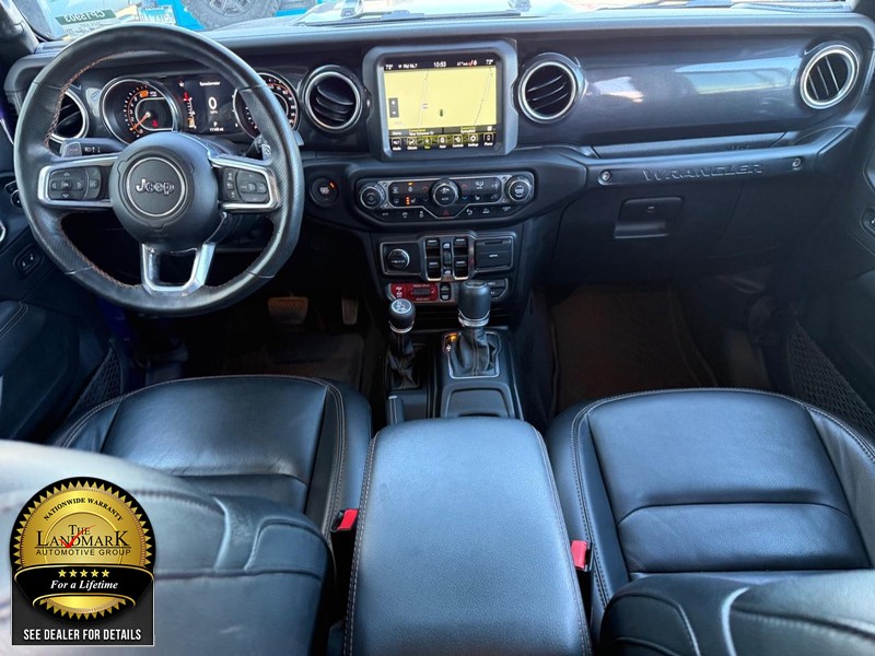 Jeep Wrangler Vehicle Full-screen Gallery Image 17