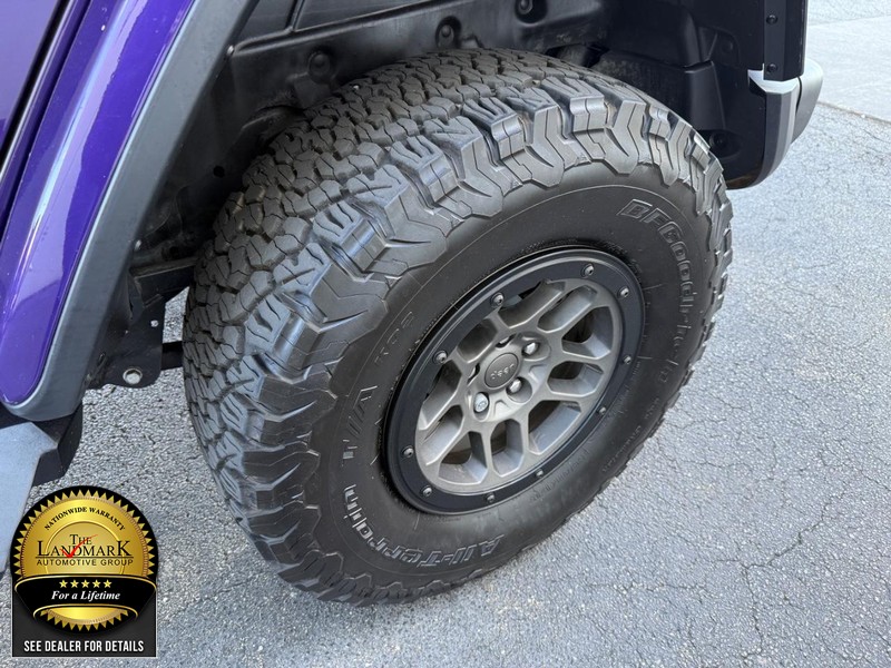 Jeep Wrangler Vehicle Full-screen Gallery Image 21