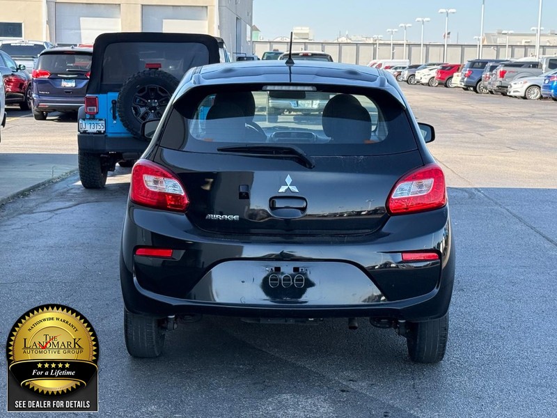 Mitsubishi Mirage Vehicle Full-screen Gallery Image 7