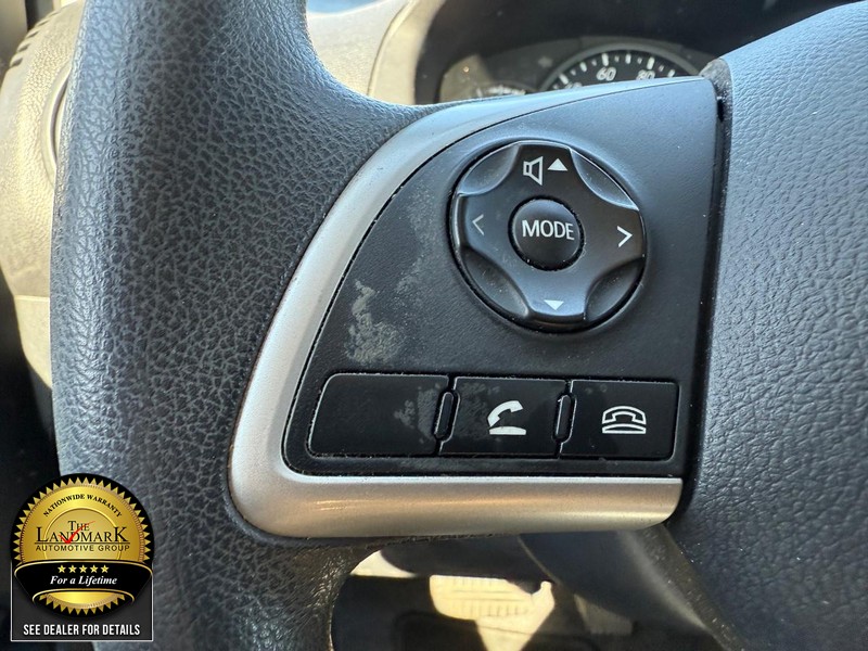 Mitsubishi Mirage Vehicle Full-screen Gallery Image 10