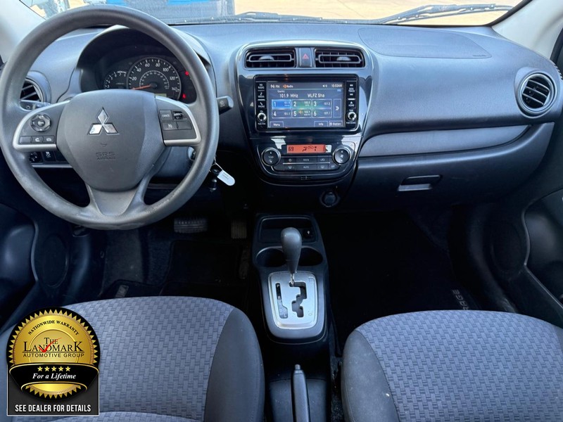 Mitsubishi Mirage Vehicle Full-screen Gallery Image 15