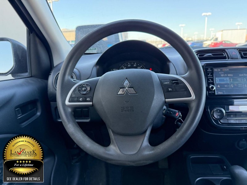 Mitsubishi Mirage Vehicle Full-screen Gallery Image 16