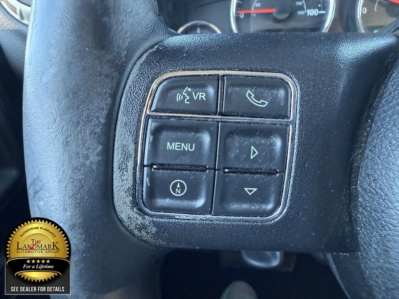 Jeep Wrangler Unlimited Vehicle Full-screen Gallery Image 10